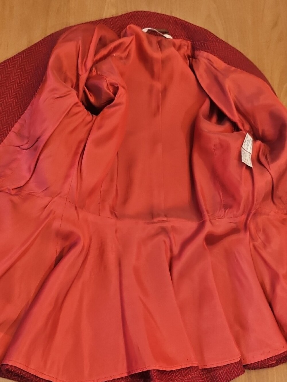 Vintage MaxMara Mainline Red Virgin Wool Blazer & Skirt Suit Size 6 - Picture 5 of 16